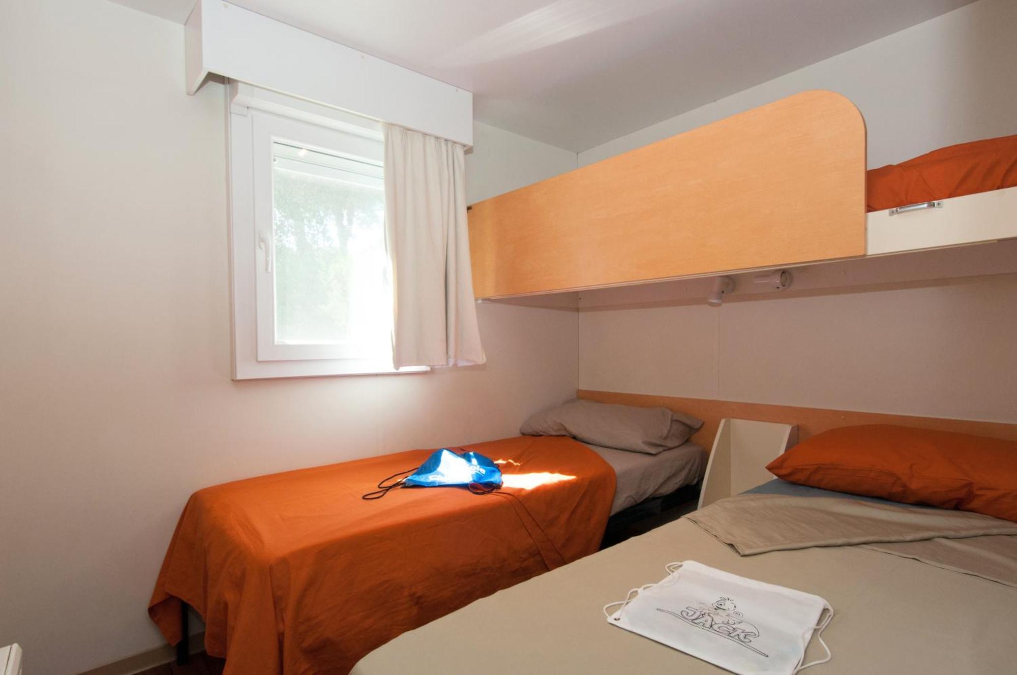 Club Del Sole Adriano Family Collection Hotell Punta Marina Exteriör bild